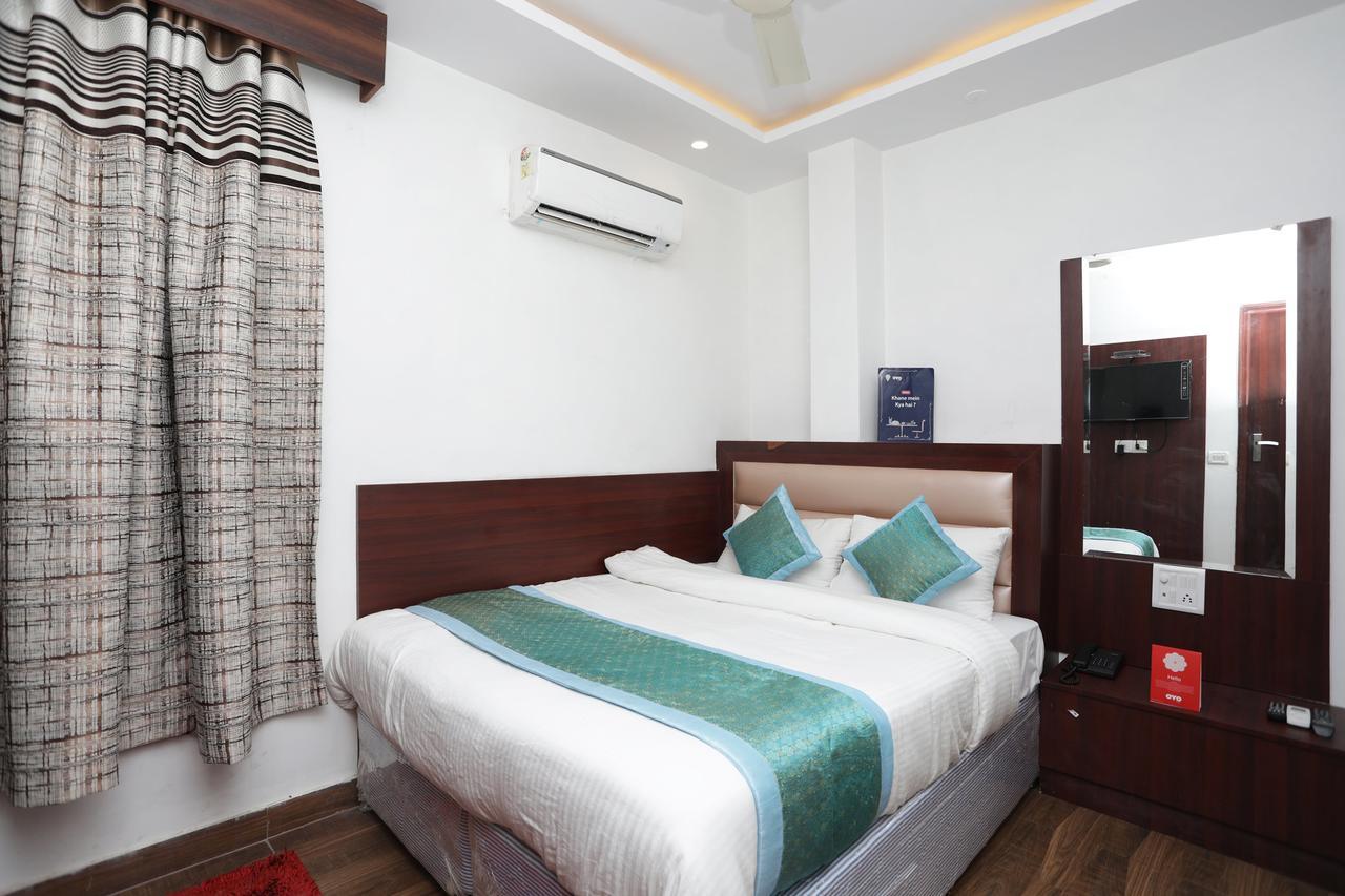 Hotel Corner Point New Delhi Exterior photo